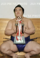 Tamakasuga with his first of many sansho (c. 1996)