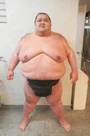 Kenho is known for his gargantuan size (c. 2018)