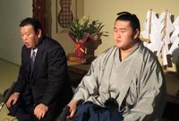 Tochinowaka announces his retirement (c. 2014)
