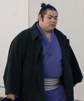 Jumonji makes his way to the Kokugikan (c. 2008)
