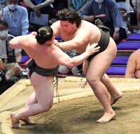 Kinbozan ensures promotion to Juryo (c. 2022)