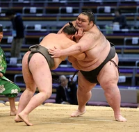 Kenho defeats Kotomanabe (c. 2018)