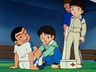 Asistiendo a Ishizaki