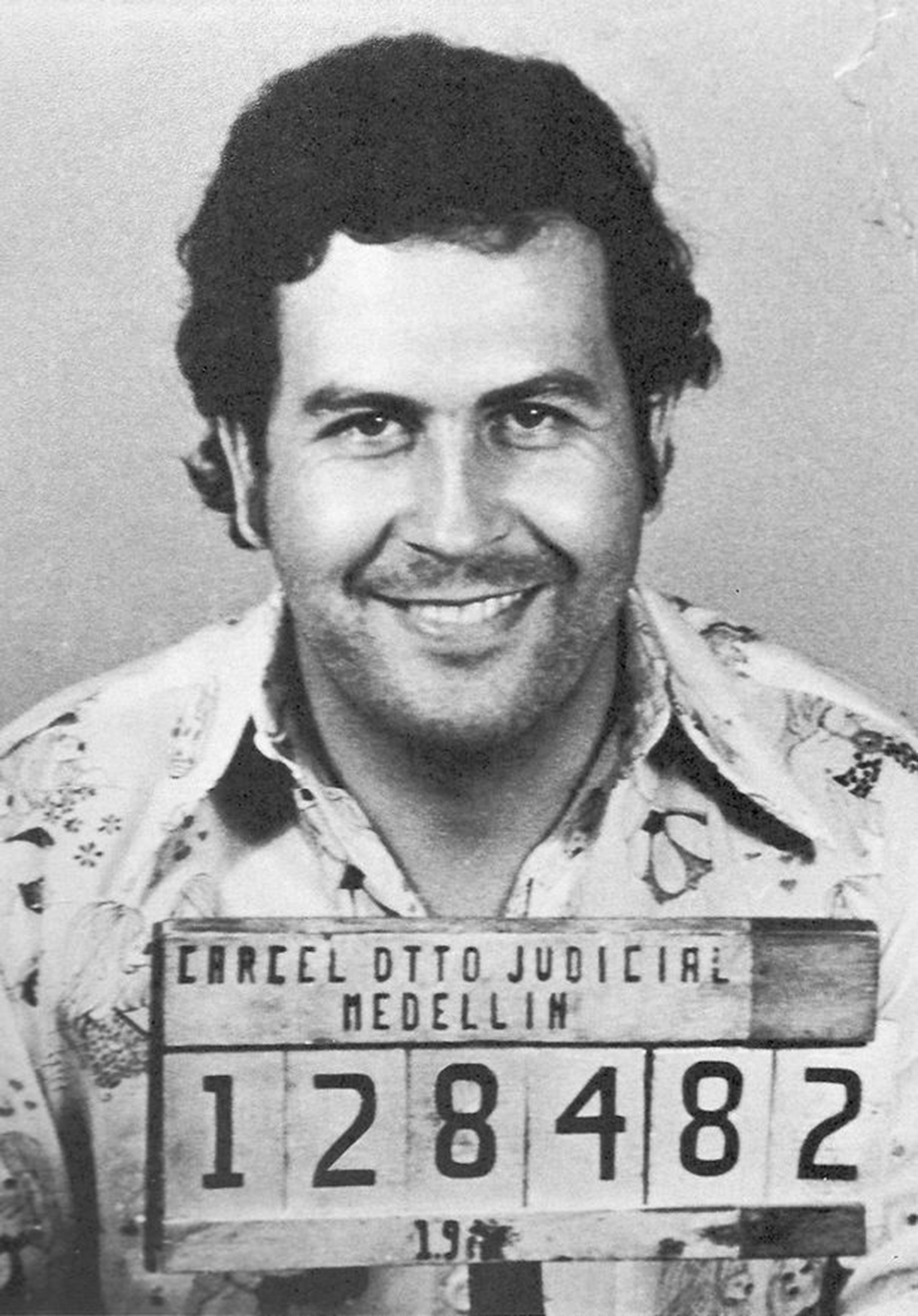 Pablo Escobar, SuperEpicFailpedia Wiki