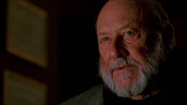 Dr. Loomis speaks with Dr. Wynn - Halloween VI