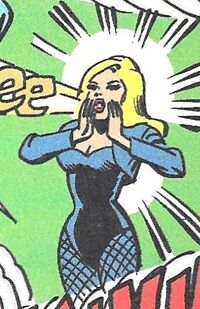 Canary (SuperFriends, 8) 2