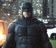 Ben Affleck (outfit 1) DCEU, Justice League (2017)