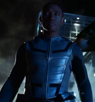 Cyborg Lee Thompson Young (Smallville, 611 - Justice) (2)