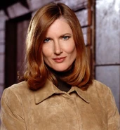 Martha Kent (Annette O'Toole) Smallville TV Series (2001-11)