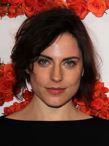 Antje Traue | Superhero Films Wiki | Fandom