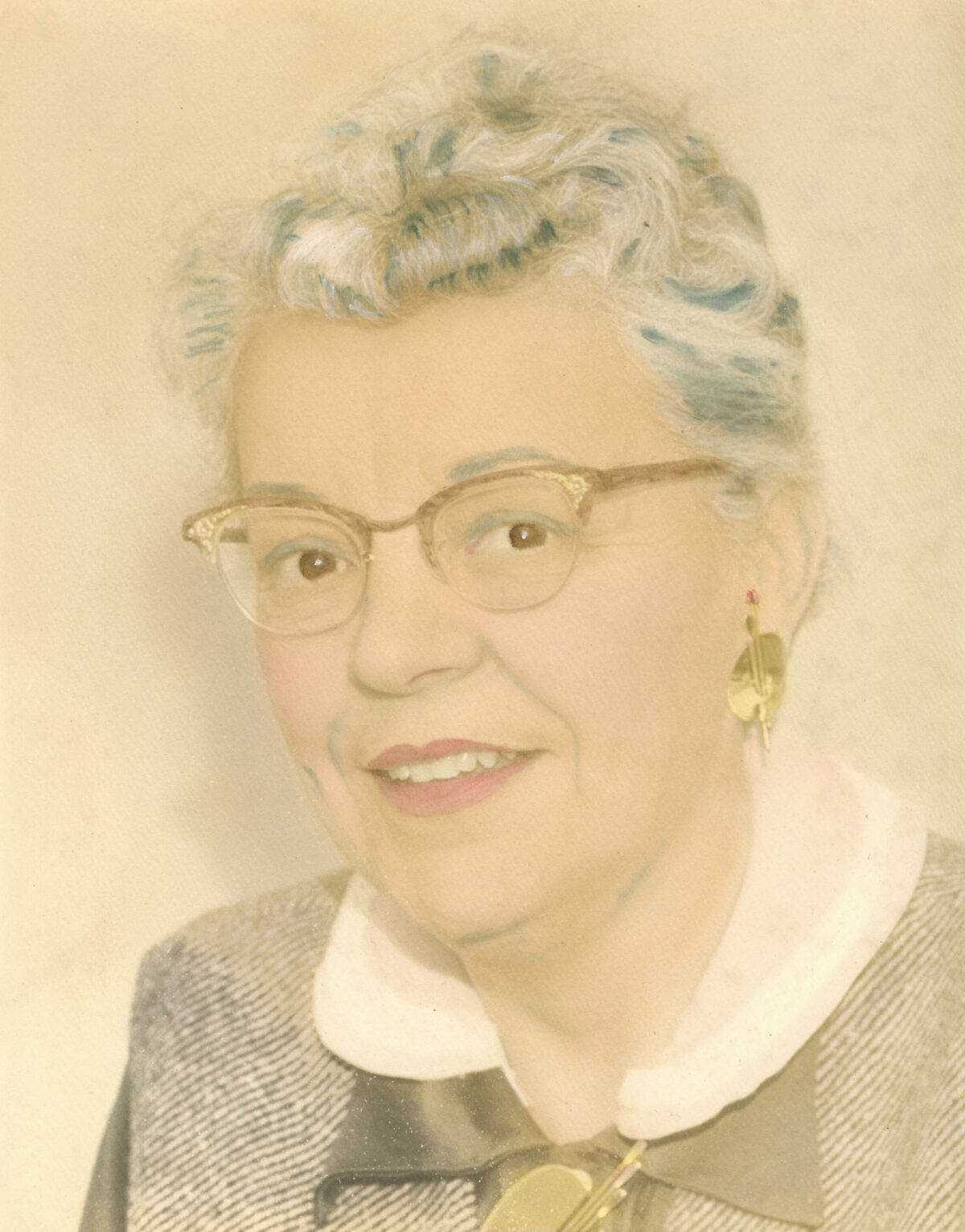 Joan Porco: Her Secret To Longevity In The [Industry] - 4ic8igx