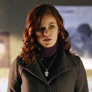 Cassidy Freeman Smallville (as Lutessa Lena Luthor)