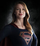 Supergirl-Melissa Benoist-2