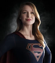 Melissa Benoist Supergirl (2015)