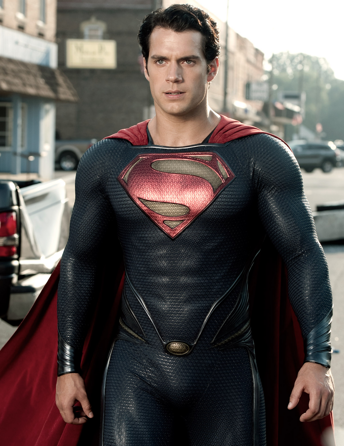 Superman Henry Cavill reveals his girlfriend 'protects' him