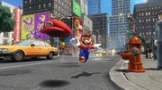 Mario lancia il suo cappello.