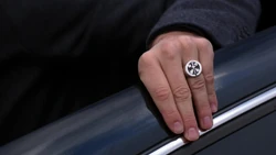 Eckhart with the Thule Symbol's ring