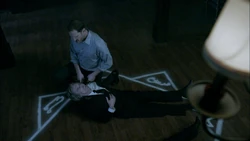 Alastair prepares to break a seal by killing a reaper.