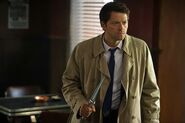 Cas with angel blade