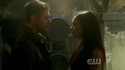 Dean and Casey arrive at her place.