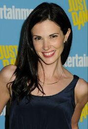 Laura mennell