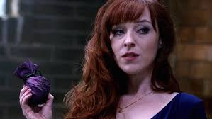 Supernatural 15×08 - Rowena, Rainha do Inferno. História completa. 