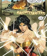 Wonder Woman Reflexes.jpg (258 kB) Mulher-Maravilha (DC Comics) apararando os disparos de armas de fogo de soldados americanos.