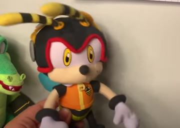 Charmy the bee plush hotsell