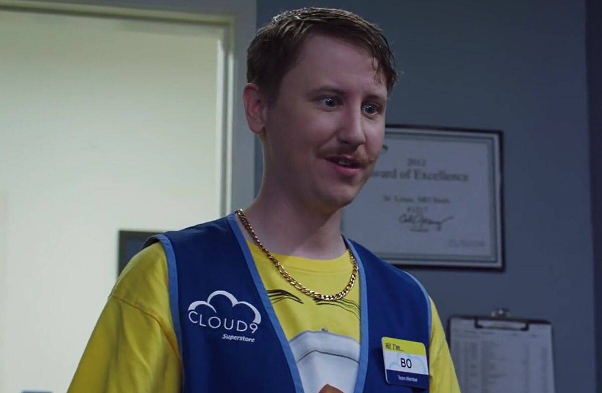 Bo Refuses to Play Along - Superstore 