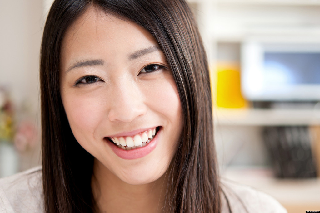 японец улыбается. японцы смеются. как смеются японцы. японец улыбается. японцы смеются.