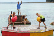 Tina faces off against her daughter Katie in the Immunity Challenge, Sumo at Sea.