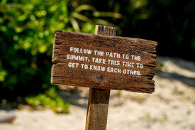 S41e02 summit sign