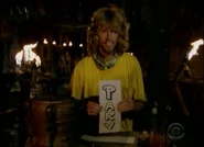 S16ErikLastVote.jpg (31 KB) Erik votes against Parvati.