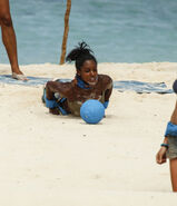 Desi competing for Levu in Head Long Flight.