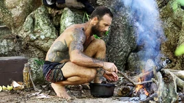 Australian-Survivor-S3-Episode-20---Steve-Exile-Beach2-900x506