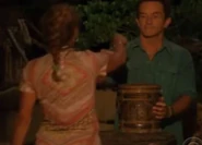 CarolynPlaysIdol.jpg (23 KB) Carolyn finally using her Idol.