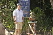 Jeff Probst with the Immunity Idol.