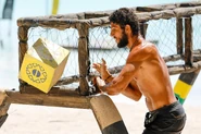 SM3C11 Jaguar IC1.jpg (183 KB) Jaguares competing in the Immunity Challenge, Block It Out.