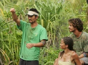 Yulidol.jpg (90 KB) Yul reveals he has the Hidden Immunity Idol at the Survivor Auction.