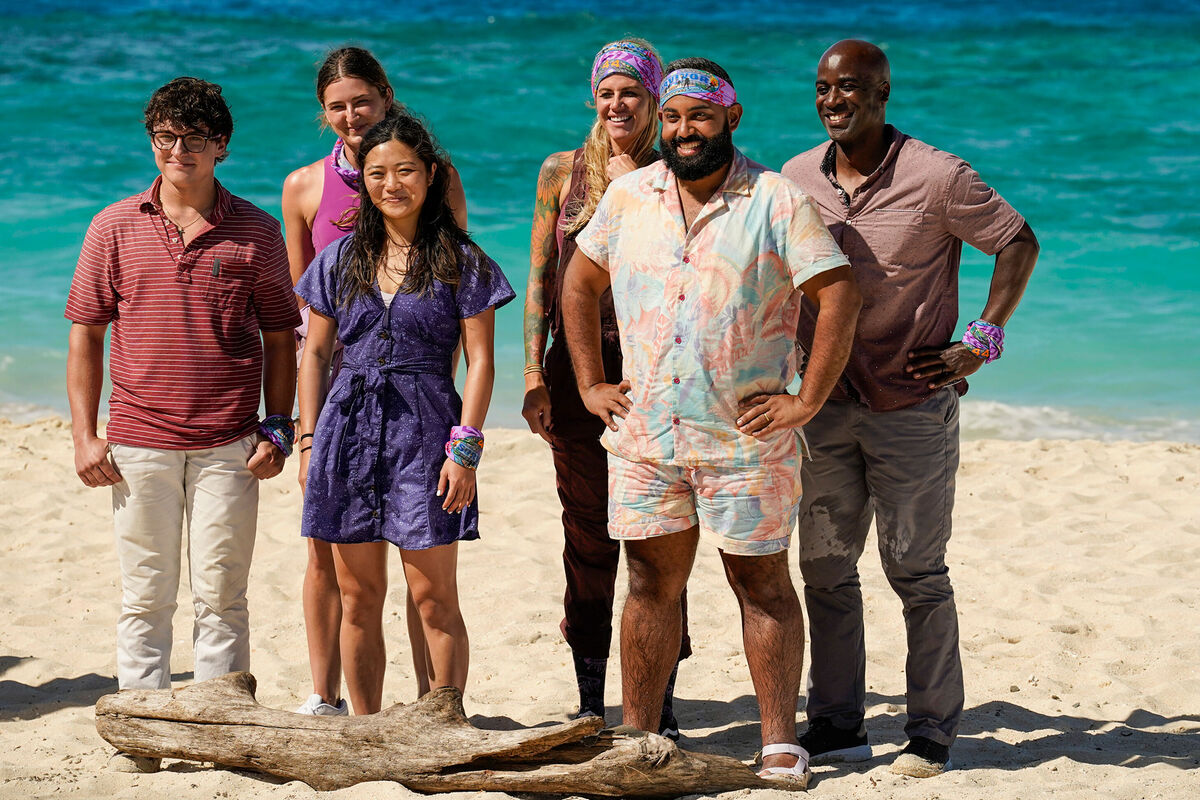 Carolyn WigeGallery | Survivor Wiki | Fandom