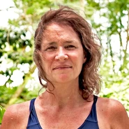 Tania's alternate cast photo.