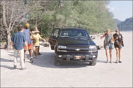 S5E013 Car