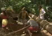 Lanta-naï competing in the third Immunity Challenge.
