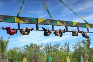 Elegidos competing in the first Individual Immunity Challenge, Vampire Bats.