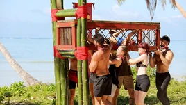 Australian-Survivor-S3-Episode-6---Buried-Alive-Immunity-Challenge9