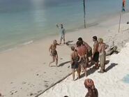 Survivor.S07E02.DVDRip.x264 041