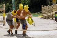 Jaguares competes in the Reward Challenge, Blind Leading the Blind.