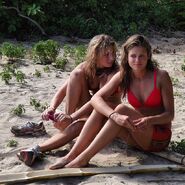 Hali jenn nagarote.jpg (143 KB) Jenn sitting with Hali.