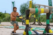 Jaguares competes in the second Reward Challenge of the twelfth cycle.