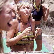 Kimmi vs Tina at the challenge in Survivor: The Australian Outback